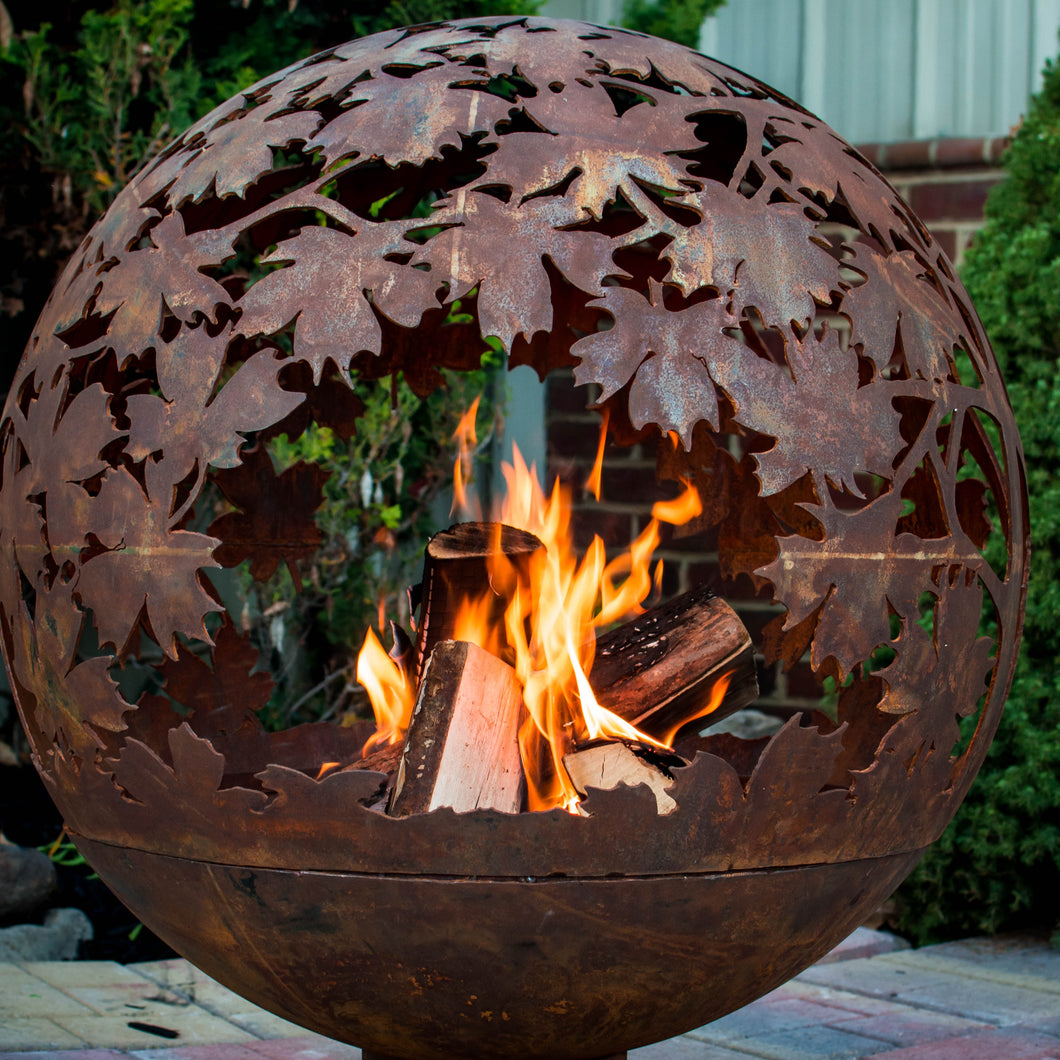 Esschert Designs Extra Large Leaf Pattern Fire Sphere