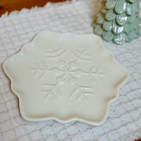 Set of 2 Snowflake Serving Dishes for Just Jill