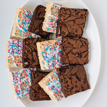 Load image into Gallery viewer, Sweeteez Brownie and Rice Crispy Super Sweet Box 
