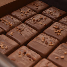 Load image into Gallery viewer, Miss Ginny English Milk Chocolate with Pecans Toffee
